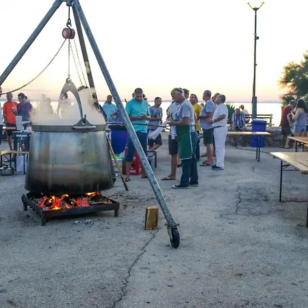 Mala Vila Seline Buitenkant foto